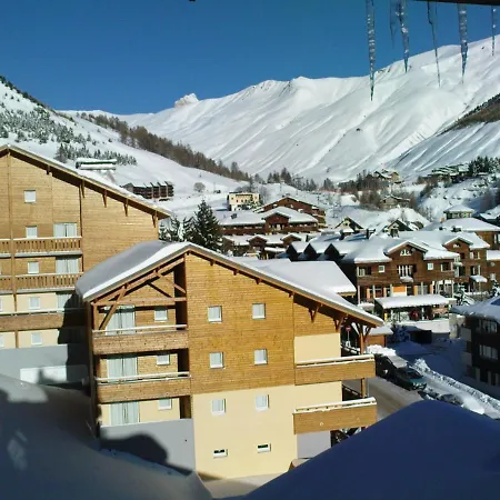 아파트 Duplex Station